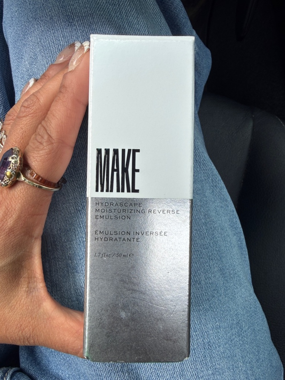 Hydrascape Moisturizing Reverse Emulsion - Silver/White